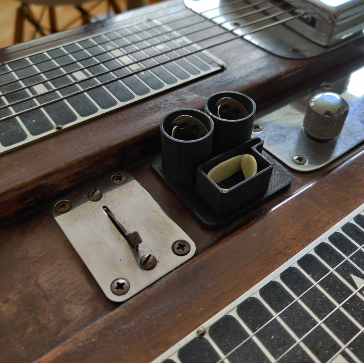 Steel guitar pick and bar caddy